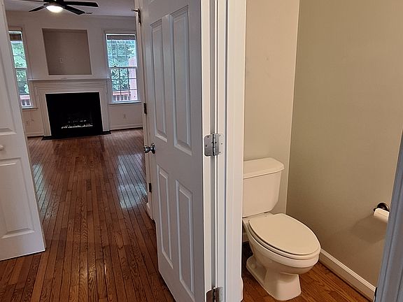 5th image of 4633 Malone Ct