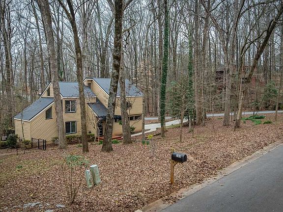 4th image of 195 Gibbons Way