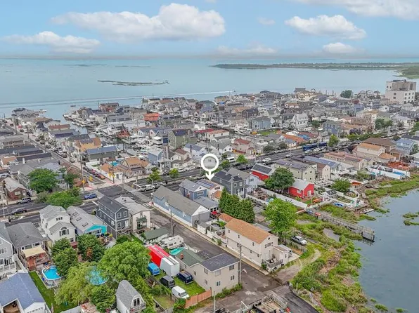 12-34 Cross Bay Boulevard image 19 of 29