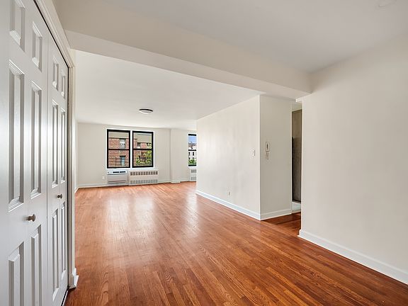 4th image of 35-20 Leverich St #603