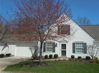 613 Windsor Ln, Northfield, OH 44067