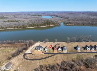 1274 Miracle Rd, Decaturville, TN 38329