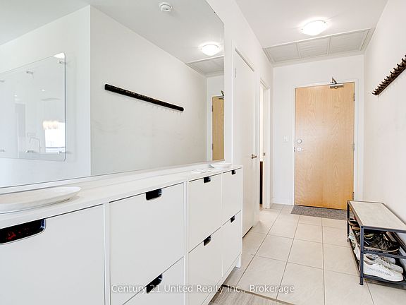 3rd image of 1 Victoria St S #1702