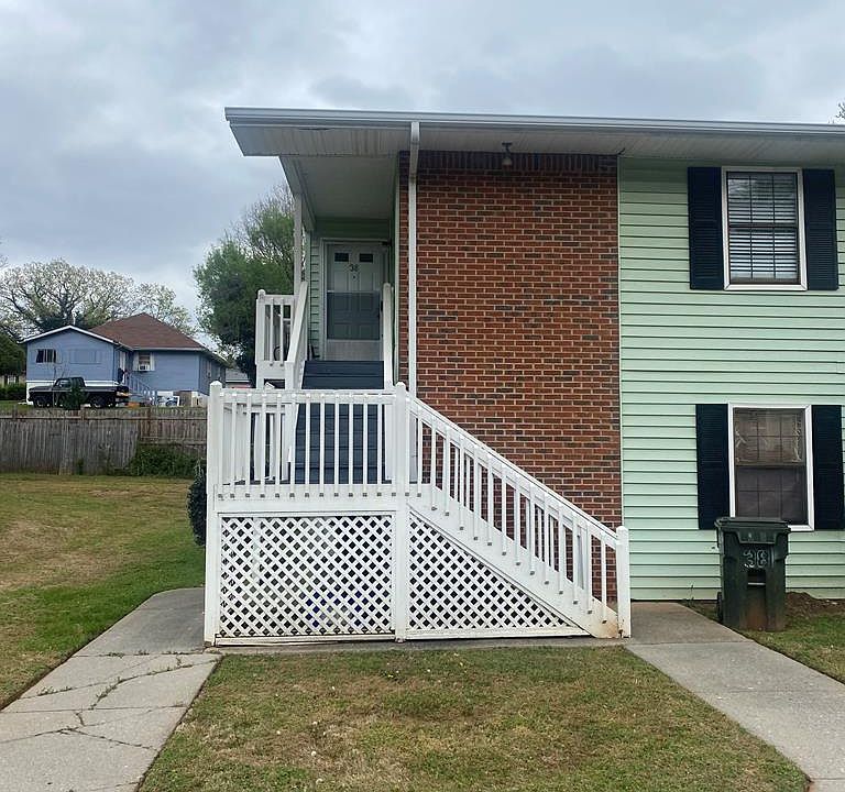 1st image of 1109 Brookwood Ln