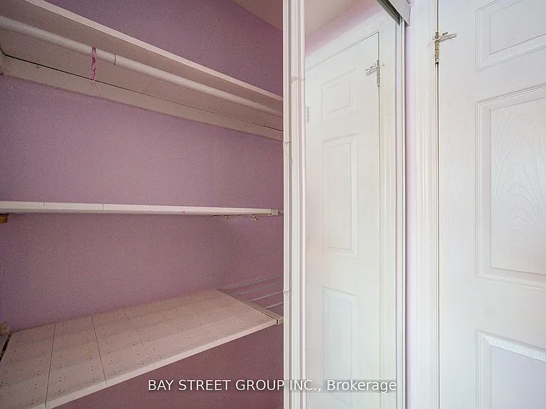 5 Lockdare St #BASEMENT — Photo 18