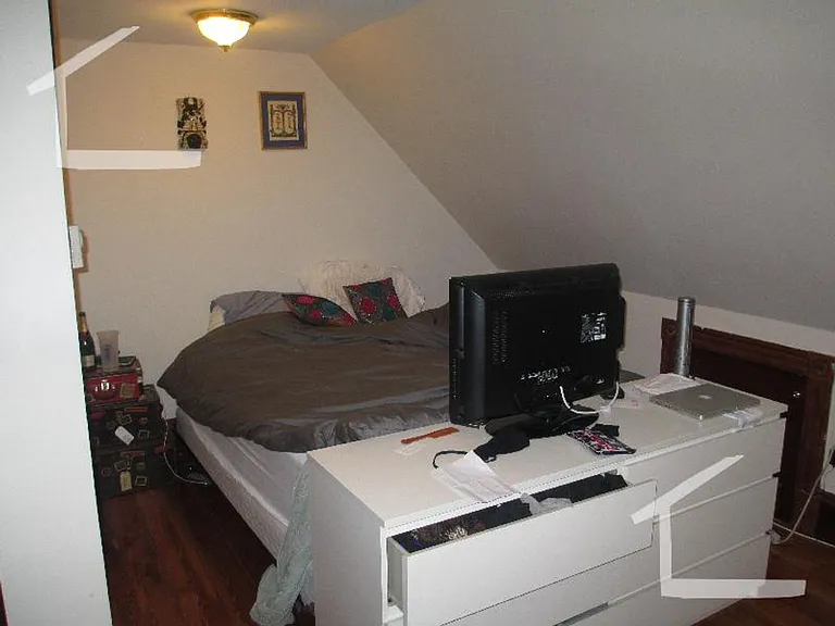 131 Murdock St #8 — Photo 6