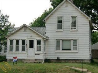 19356 Waltz Rd, New Boston, MI 48164