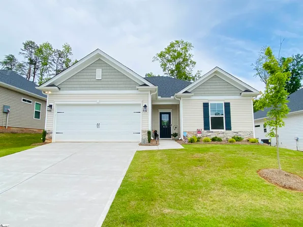 640 Clairbrook Ct, Greer, SC 29651