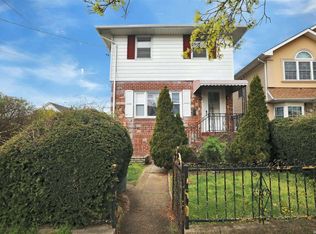 470 Clement Ave, Elmont, NY 11003