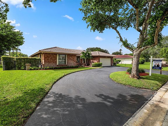 4th image of 260 NW 91st Avenue