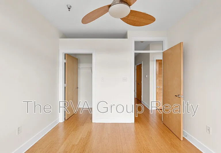 110 W Marshall St #27 — Photo 30