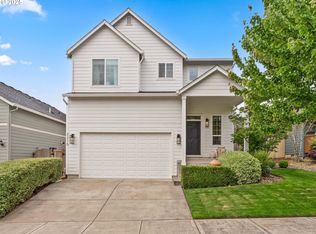 2210 S White Salmon Dr, Ridgefield, WA 98642