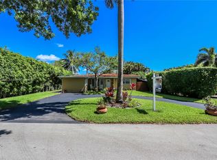 1317 Dewey St, Hollywood, FL 33019
