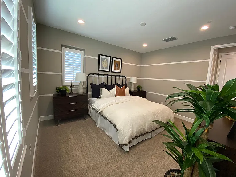 476 E Sorrel Pl — Photo 4