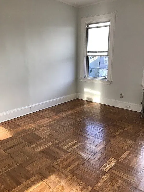 400 East 16th Street — Photo 2