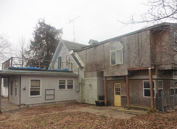 5th image of 100 N 6th St