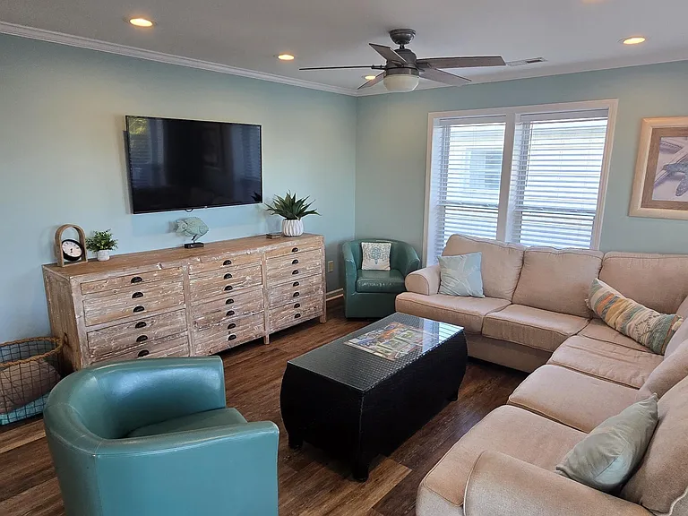 106 Ocean View Ave #A — Photo 7