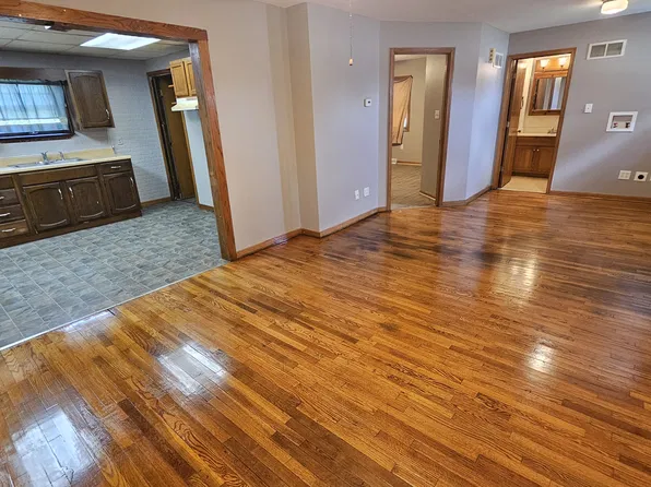 2241 NW Tyler St, Topeka, KS 66608