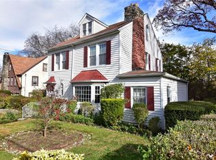 30 Rossmore Ave, Bronxville, NY 10708
