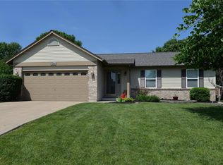 1664 Mount McKinley Dr, Dardenne Prairie, MO 63368