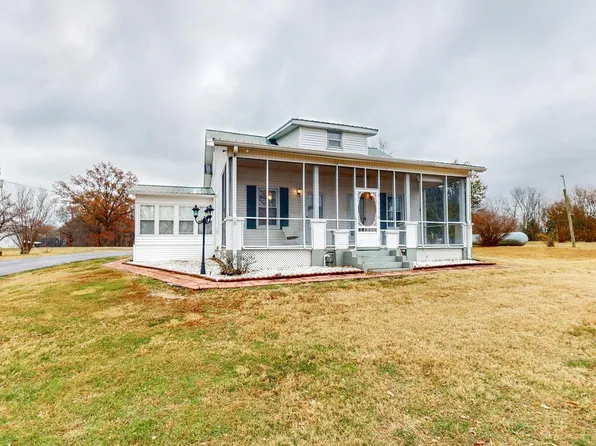 8229 State Route 129, Fulton, KY 42041