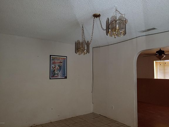 3rd image of 21709 W Myers Ave