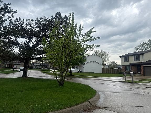 5th image of 41568 Pineridge Ct