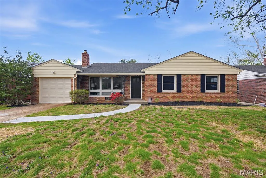 8609 Mayflower Ct photo 1