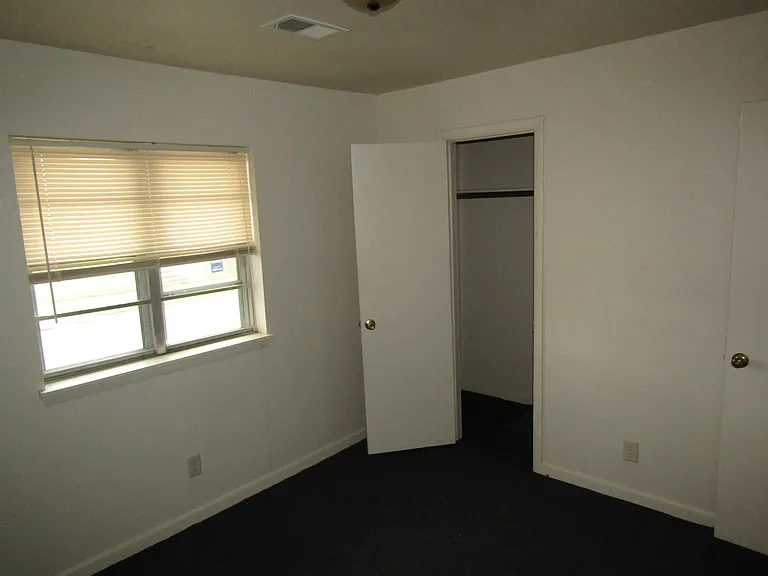 1st bedroom