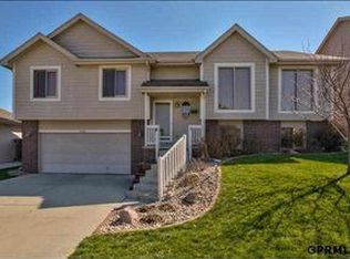 9301 S 171st St, Omaha, NE 68136