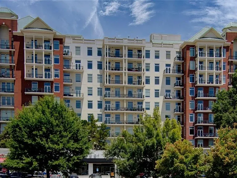 3820 Roswell Rd NE #809 — Photo 1