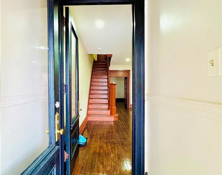 36 S Jefferson St — Photo 3