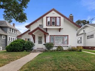 2339 Carmel Ave, Racine, WI 53405