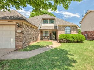 321 Ridge Bluff Dr, Norman, OK 73071