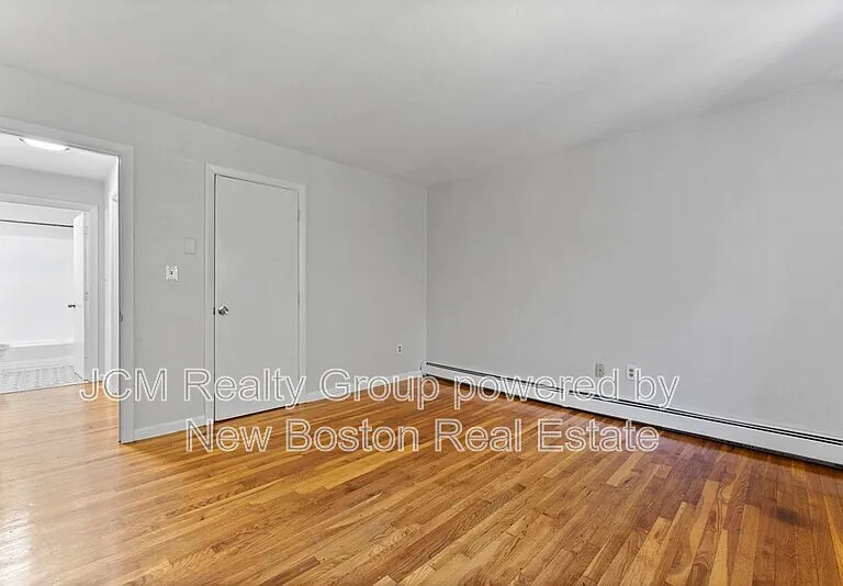 580 Cummins Hwy — Photo 12