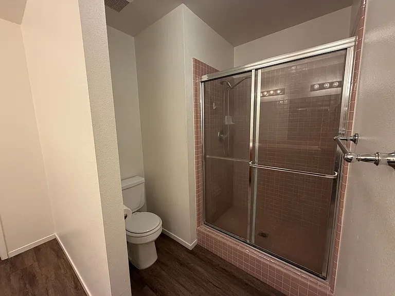 1893 E Deyoung Dr — Photo 15