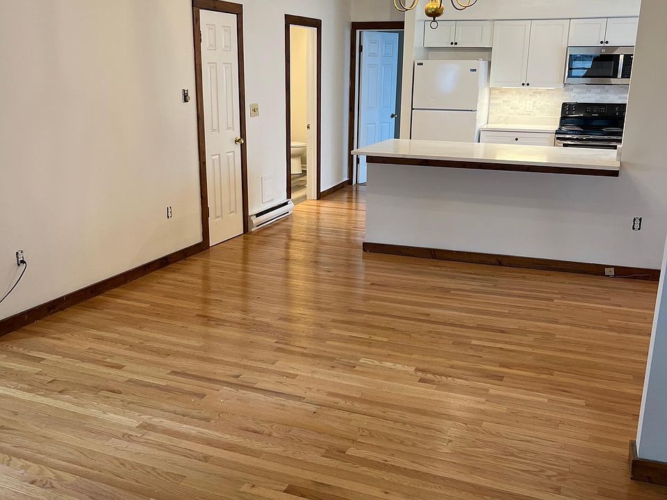 Open concept kitchen!