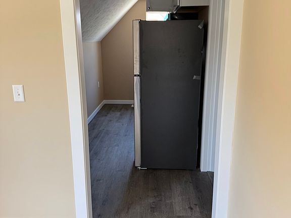 5th image of 312 Curtis St APT 2