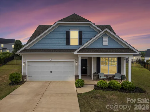 4546 Dover Ct, Denver, NC 28037