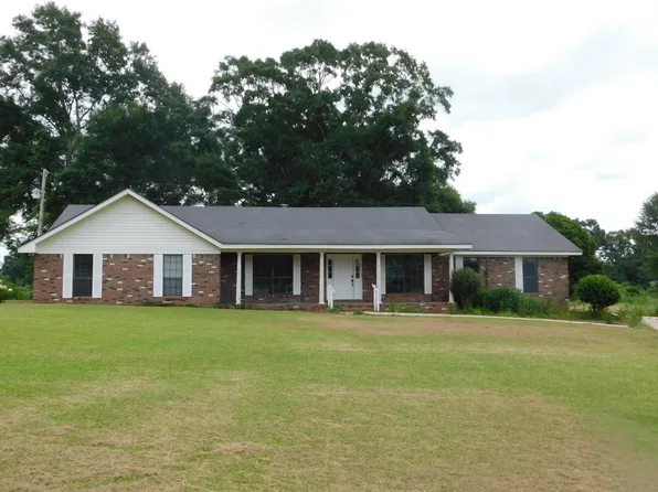 23 Green Acres Ln, Collins, MS 39428
