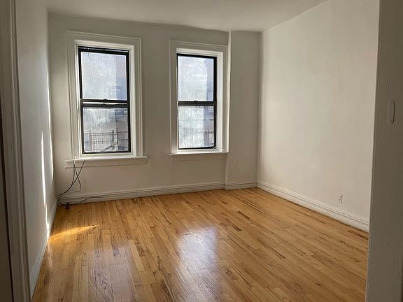 3rd image of 24 Cooper St #5CD