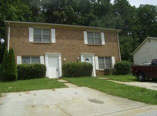5279 Ridge Forest Dr, Stone Mountain, GA 30083
