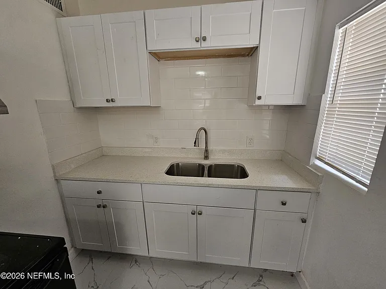 2736 Lippia Rd — Photo 3