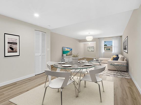 3rd image of 1401 N 15th Avenue #14