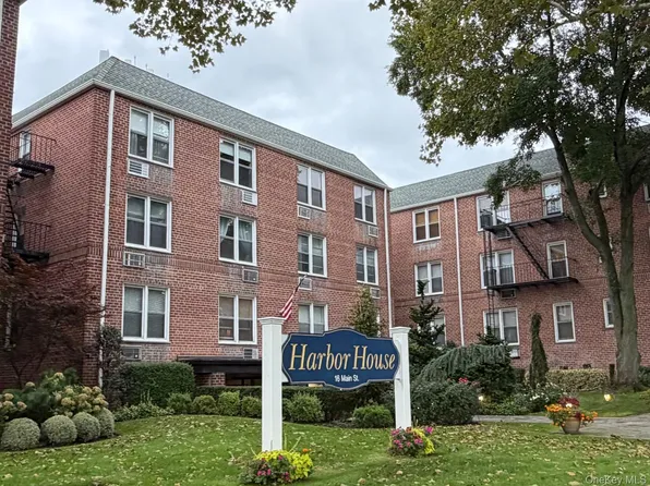 16 Main Street #J-2, East Rockaway, NY 11518