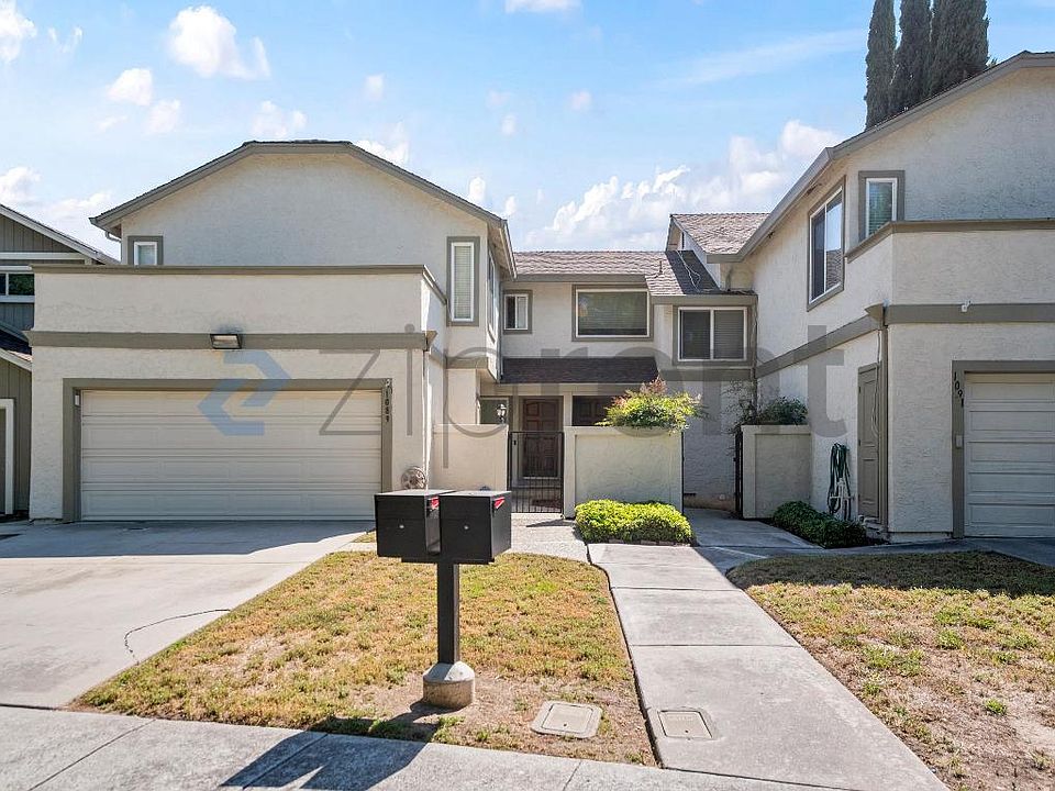1st image of 1089 Longshore Dr