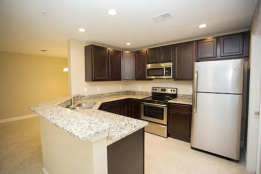 Beautiful One Bedroom Apartment in Fort Walton Beach! — Photo 2