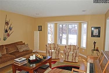 4th image of 6889 Silkwood Ln
