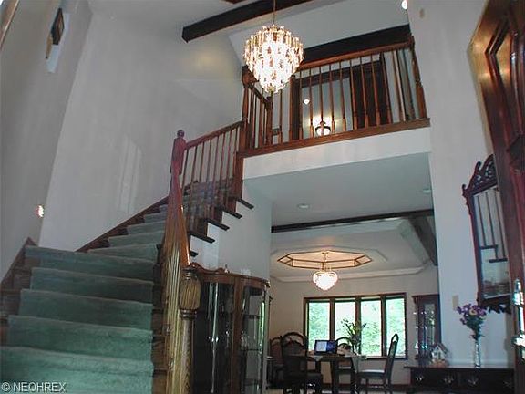 3rd image of 9618 Highland Dr