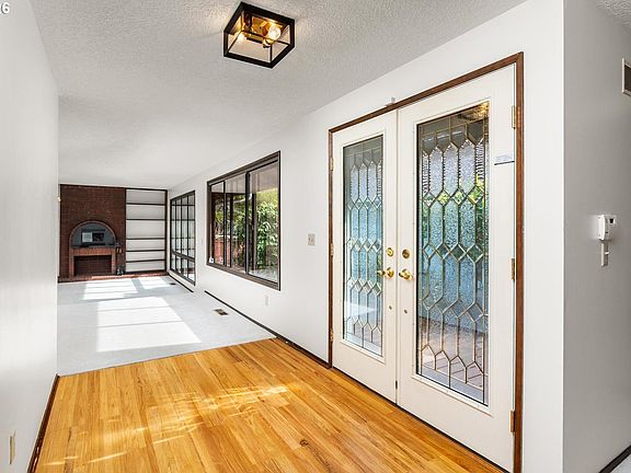 5th image of 5955 SW Glenbrook Rd